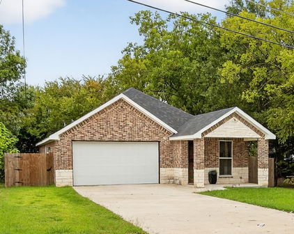 603 Greenwood St, Terrell