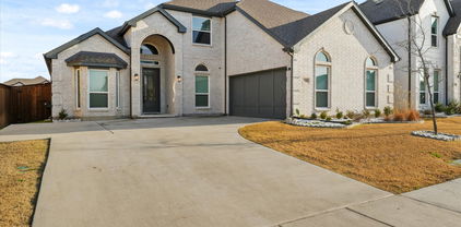 1111 Alaska Dr, Forney
