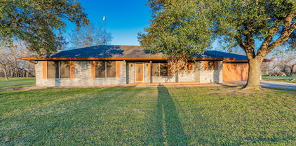 1025 Country Ln, Oak Ridge