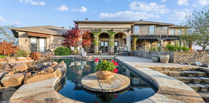 868 English Rd, Rockwall