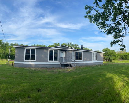 143 Poetry Rd, Royse City