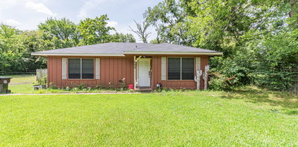 502 High St, Wills Point
