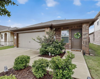 2116 Killdeer Xing, Crandall