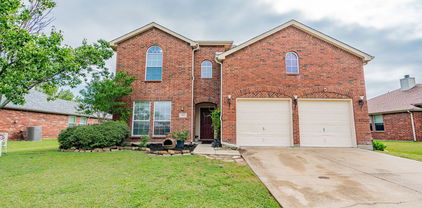 104 Redbud Dr, Forney