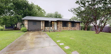 2422 Sue Cir, Mesquite