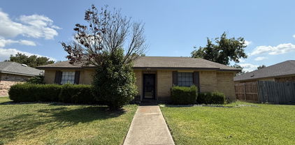 8814 Doliver Dr, Rowlett