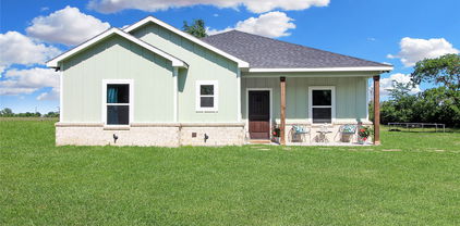 8458 County Road 4093, Scurry