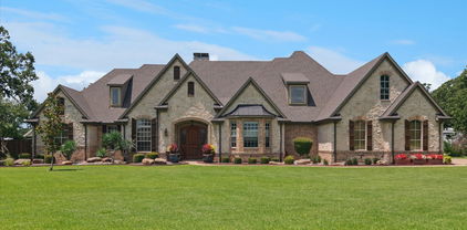 1022 S Bend Dr, Kaufman
