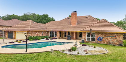 906 Greenbriar Ln, Duncanville