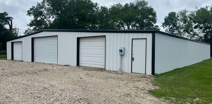 2535 Goodnight Blvd, Wills Point