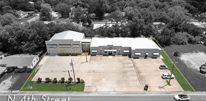 400 N 4th St, Wills Point