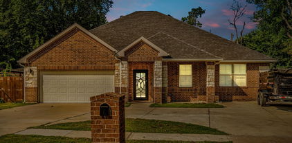 834 Short St, Grand Prairie