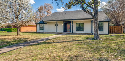 712 W Five Mile Pkwy, Dallas