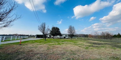 7960 W State Highway 66, Royse City