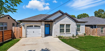 2325 Echo Lake Dr, Dallas