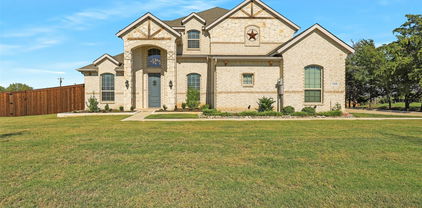 1140 Barrix Dr, Forney