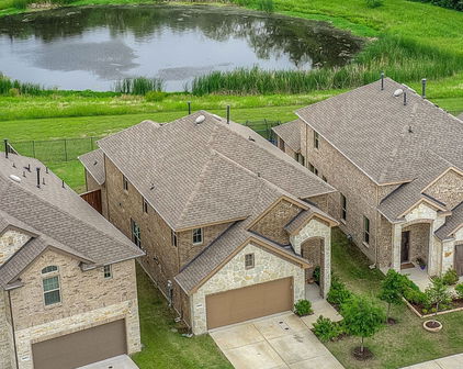 2703 Sayers Way, Forney