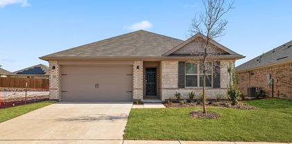 3915 Condor Dr, Crandall