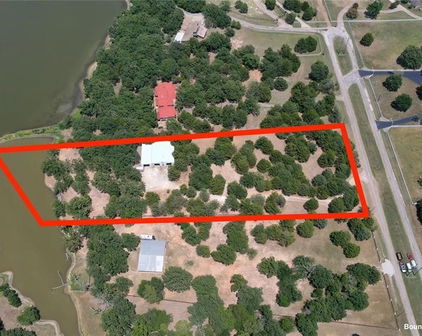 7747 Park Ave, Terrell