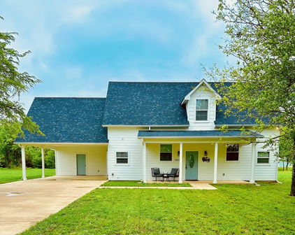 7817 County Road 4076, Scurry