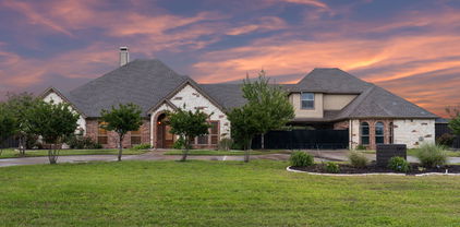 2412 W Alamosa Dr, Terrell