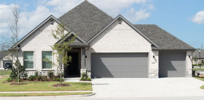 104 National Ct, Forney