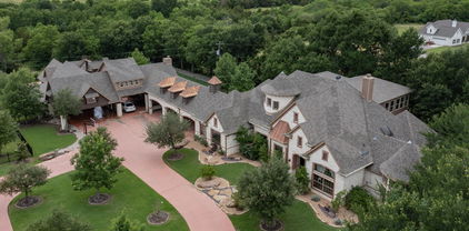 5720 County Road 1094, Celeste