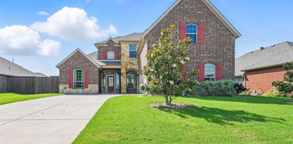 408 Mission Dr, Forney