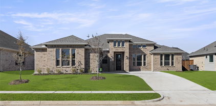 912 Guava Ct, Forney