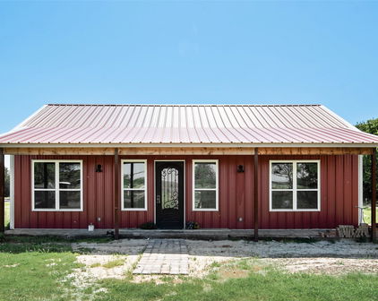 9289 County Rd 313, Terrell