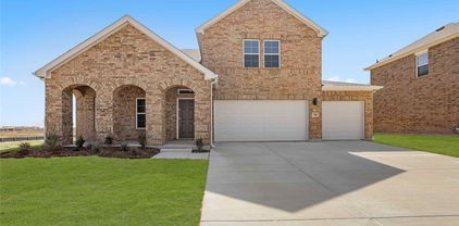 710 Acacia Ave, Forney