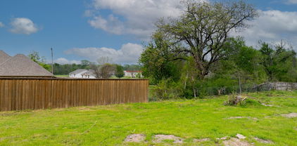 504 Boone St, Terrell