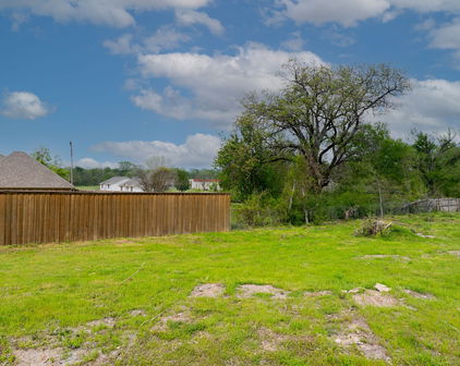 504 Boone St, Terrell