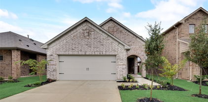 1078 Norias Dr, Forney