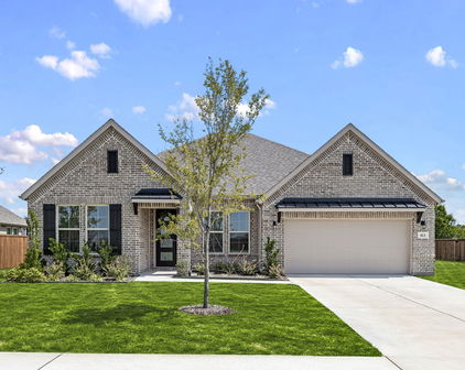 411 Heritage Hill Dr, Forney