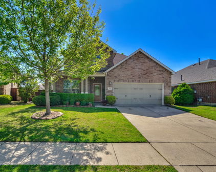 405 Driftwood Ct, Forney