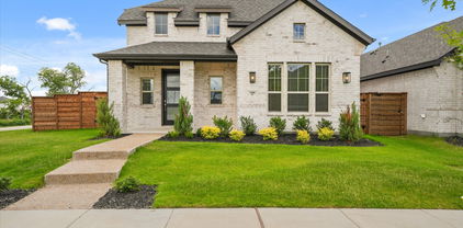 1900 Twisted Tree Ln, Mesquite