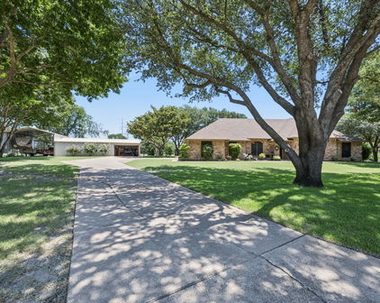 14170 Rainbow Dr, Forney