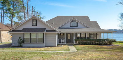 460 Island Dr, Murchison