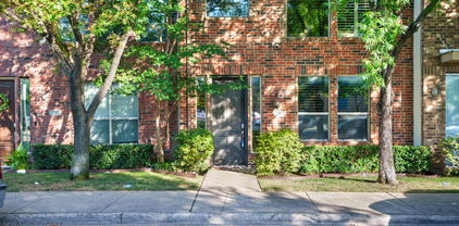 2706 Floyd St, Dallas