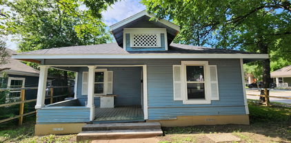 940 W 7th St, Dallas