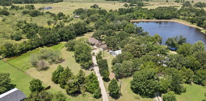1249 Water Oak Dr, Kaufman