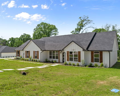 206 Splitrail Dr, Mabank
