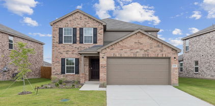 2056 Pleasant Knoll Cir, Forney