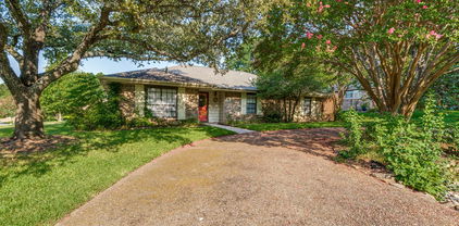 545 Oakcrest Dr, Coppell