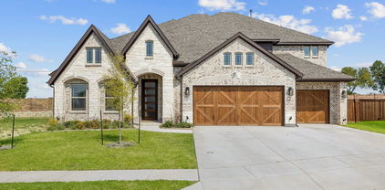 2219 Desmond Dr, Forney