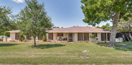 17 Michael Dr, Heath