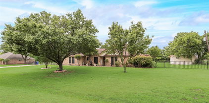 13962 Rainbow Dr, Forney