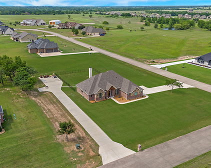 1099 Tawakoni Ln, Wills Point