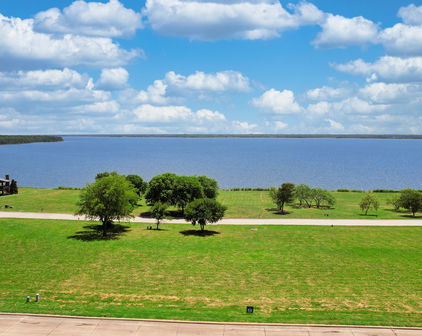 115 Island View Dr, Kemp